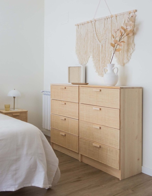 Commode en raphia et en bois naturel AURA