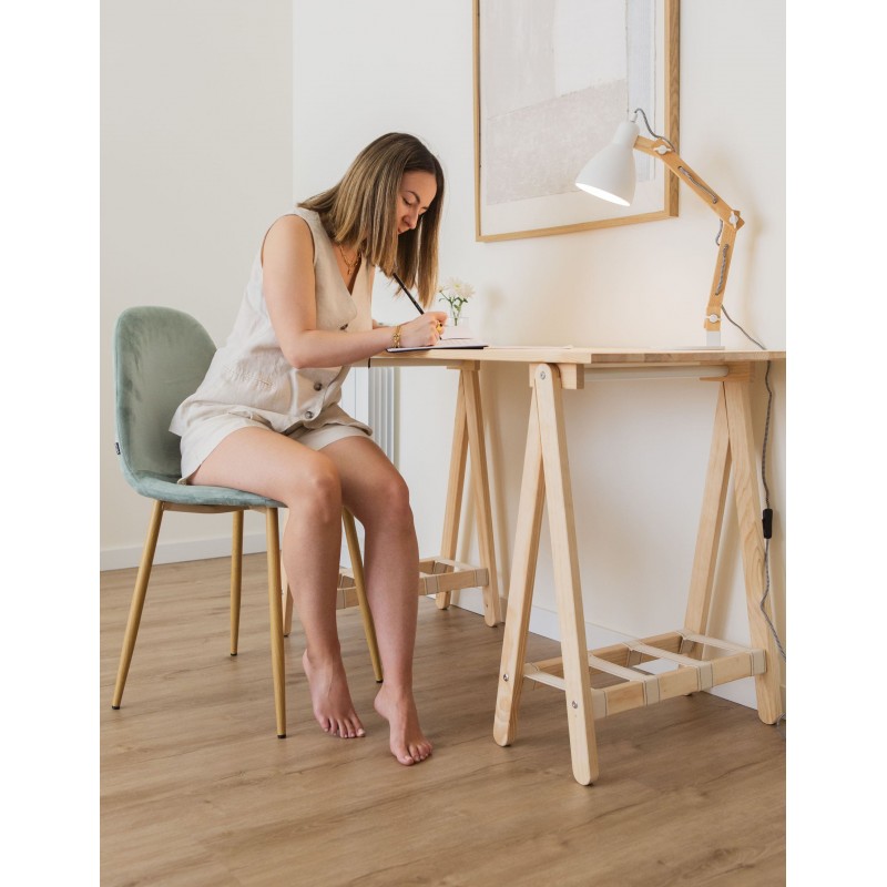 Bureau ANCORA avec plateau en bois 120×60 cm et pieds en bois et textile.