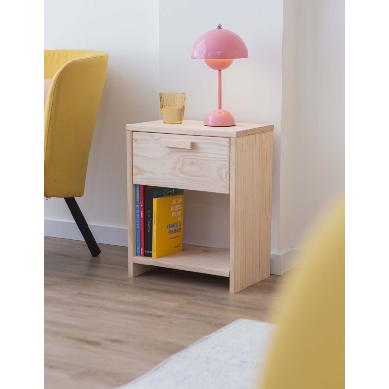 Table de chevet en pin VITA avec un tiroir