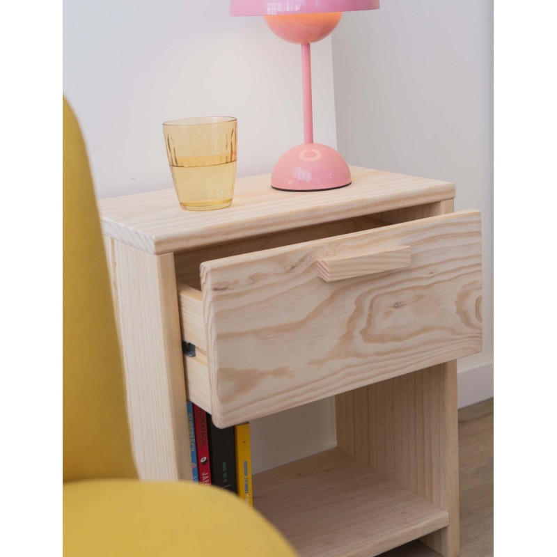 Table de chevet en pin VITA avec un tiroir