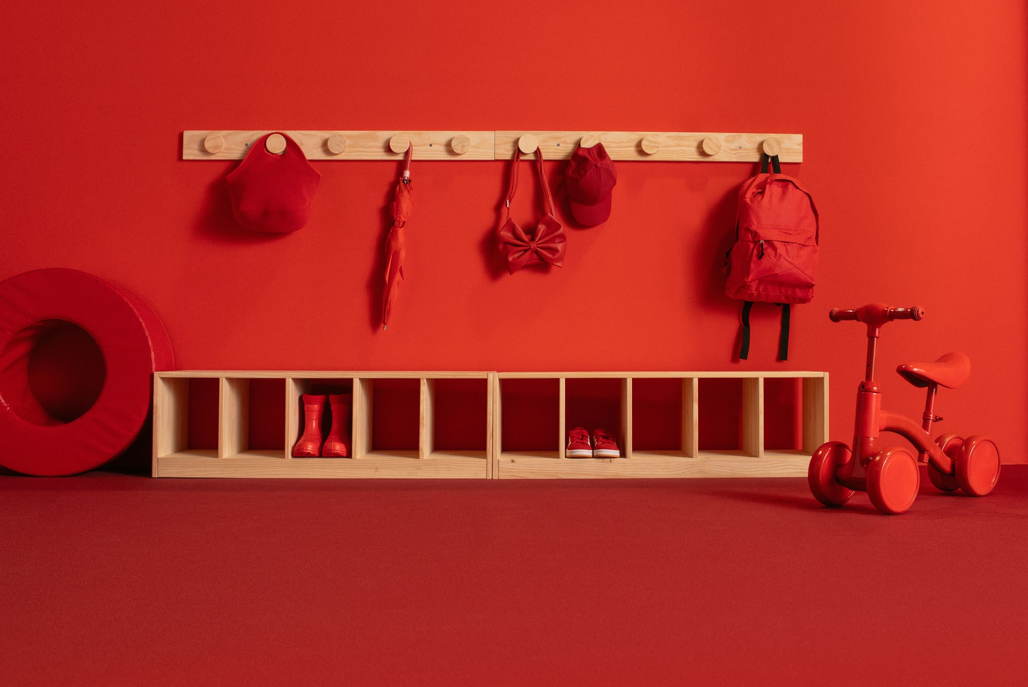 Banc bois brut pour enfant et cordes tressées